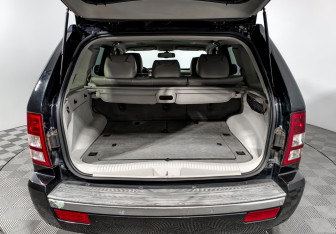 Подержанный автомобиль Jeep Grand Cherokee 2008 года (21 фото)