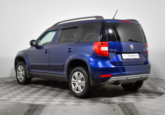Подержанный автомобиль Skoda Yeti 2014 года (7 фото)