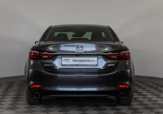 Подержанный автомобиль Mazda 6 Sedan 2018 года (6 фото)