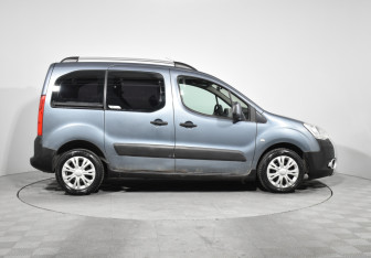 Подержанный автомобиль Citroen Berlingo 2011 года (4 фото)