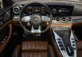 Подержанный автомобиль Mercedes-Benz AMG GT Liftback 2019 года (16 фото)