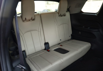 Подержанный автомобиль Infiniti QX60 2022 года (32 фото)