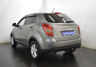 Подержанный автомобиль SsangYong Actyon 2013 года (7 фото)