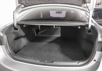 Подержанный автомобиль Mazda 6 Sedan 2013 года (25 фото)