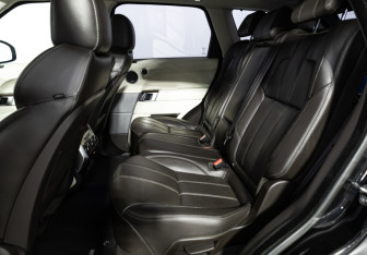 Подержанный автомобиль Land Rover Range Rover Sport 2014 года (10 фото)