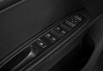 Подержанный автомобиль Renault Arkana 2021 года (10 фото)