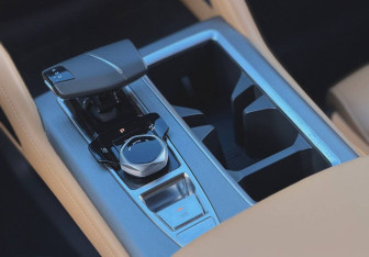 Подержанный автомобиль Changan Hunter Plus 2024 года (18 фото)