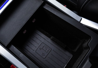 Подержанный автомобиль Audi Q8 2021 года (27 фото)