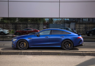 Подержанный автомобиль Mercedes-Benz AMG GT Liftback 2019 года (10 фото)