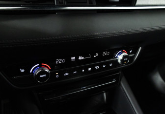 Подержанный автомобиль Mazda 6 Sedan 2019 года (17 фото)