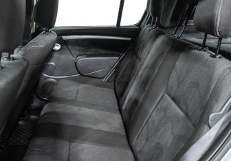 Подержанный автомобиль Renault Sandero 2011 года (10 фото)