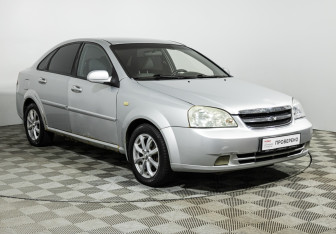 Подержанный автомобиль Chevrolet Lacetti Sedan 2007 года (3 фото)