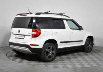 Подержанный автомобиль Skoda Yeti 2017 года (5 фото)