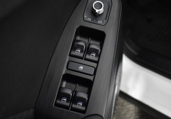 Подержанный автомобиль Haval Jolion 2025 года (15 фото)