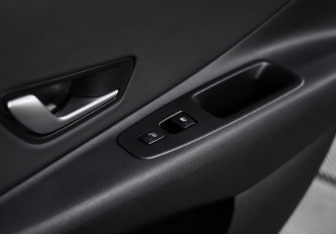 Подержанный автомобиль Hyundai Elantra Sedan 2021 года (22 фото)