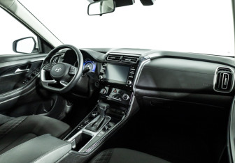 Подержанный автомобиль Hyundai Creta 2021 года (9 фото)