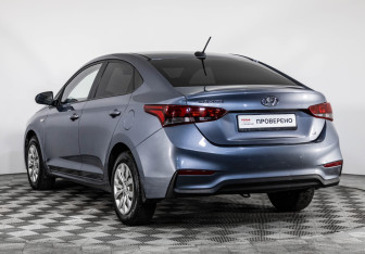 Подержанный автомобиль Hyundai Solaris Sedan 2017 года (7 фото)