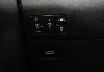 Подержанный автомобиль Kia K5 2021 года (16 фото)