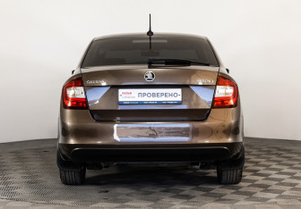 Подержанный автомобиль Skoda Rapid Liftback 2019 года (6 фото)