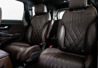 Подержанный автомобиль Exeed VX 2023 года (26 фото)