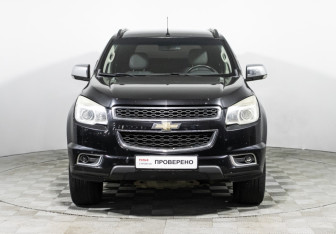 Подержанный автомобиль Chevrolet TrailBlazer 2014 года (2 фото)