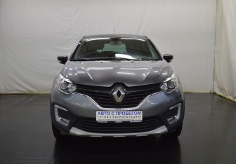 Подержанный автомобиль Renault Kaptur 2016 года (2 фото)