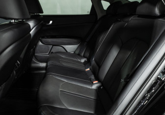 Подержанный автомобиль Kia Optima Sedan 2019 года (10 фото)