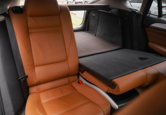 Подержанный автомобиль BMW X6 2013 года (27 фото)