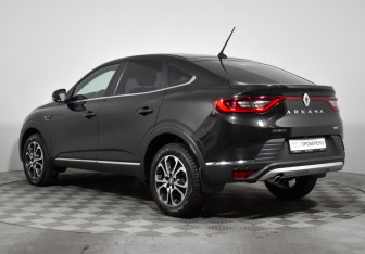 Подержанный автомобиль Renault Arkana 2019 года (7 фото)