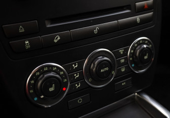 Подержанный автомобиль Land Rover Freelander 2013 года (19 фото)