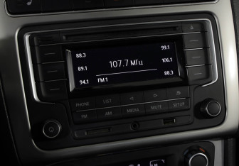 Подержанный автомобиль Volkswagen Polo Sedan 2016 года (13 фото)