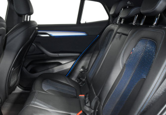 Подержанный автомобиль BMW X2 2021 года (14 фото)