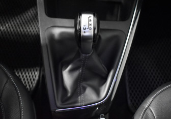 Подержанный автомобиль Renault Arkana 2019 года (10 фото)