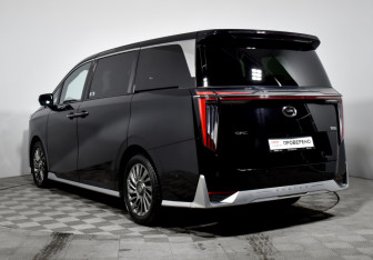 Подержанный автомобиль GAC M8 2024 года (7 фото)