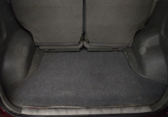 Подержанный автомобиль Chery Tiggo (T11) 2011 года (17 фото)