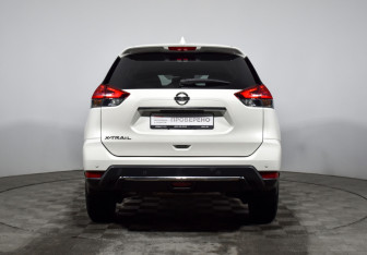 Подержанный автомобиль Nissan X-Trail 2021 года (6 фото)