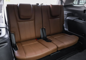Подержанный автомобиль Changan CS95 2023 года (34 фото)