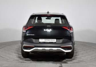 Подержанный автомобиль Kia Sportage 2022 года (6 фото)