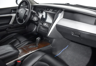 Подержанный автомобиль Nissan Teana 2006 года (12 фото)