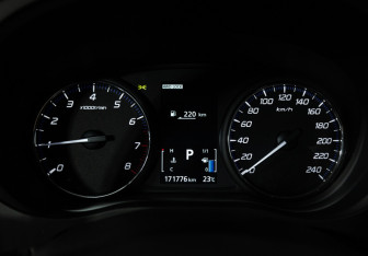 Подержанный автомобиль Mitsubishi Outlander 2013 года (12 фото)