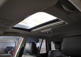 Подержанный автомобиль Suzuki Grand Vitara 2010 года (17 фото)