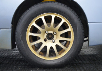 Подержанный автомобиль Suzuki Liana Sedan 2006 года (9 фото)