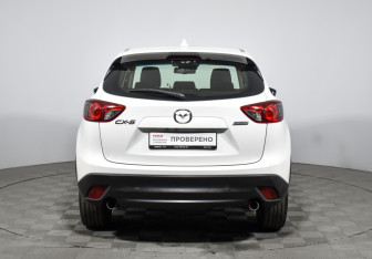 Подержанный автомобиль Mazda CX-5 2015 года (6 фото)