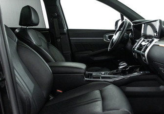 Подержанный автомобиль Kia Sorento 2022 года (19 фото)