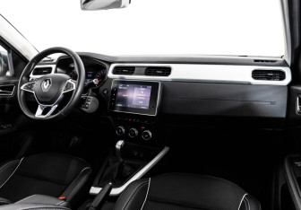 Подержанный автомобиль Renault Arkana 2021 года (10 фото)