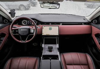 Подержанный автомобиль Land Rover Range Rover Evoque 2024 года (11 фото)