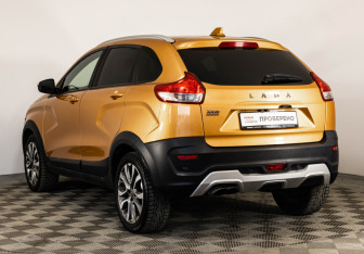 Подержанный автомобиль LADA (ВАЗ) XRAY 2018 года (7 фото)