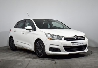 Подержанный автомобиль Citroen C4 Hatchback 2011 года (3 фото)