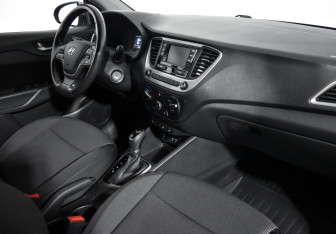 Подержанный автомобиль Hyundai Solaris Sedan 2018 года (13 фото)