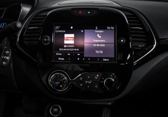 Подержанный автомобиль Renault Kaptur 2021 года (18 фото)